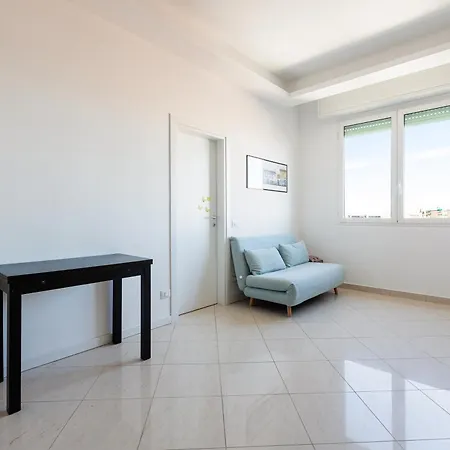 Daire Elegant In Restocco Area Milano