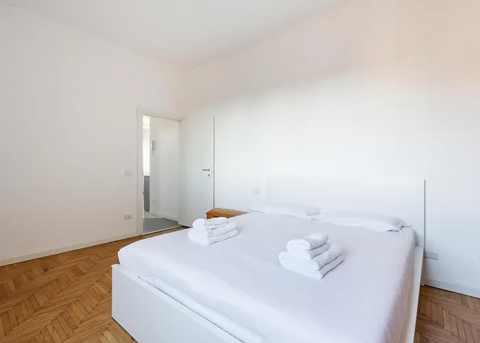 Elegant In Restocco Area Daire